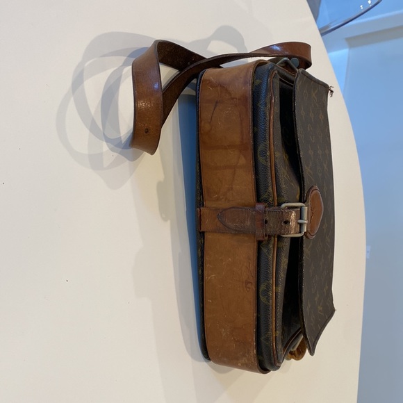 Vintage Monogram Louis Vuitton Cartouchiere - Picture 3 of 6